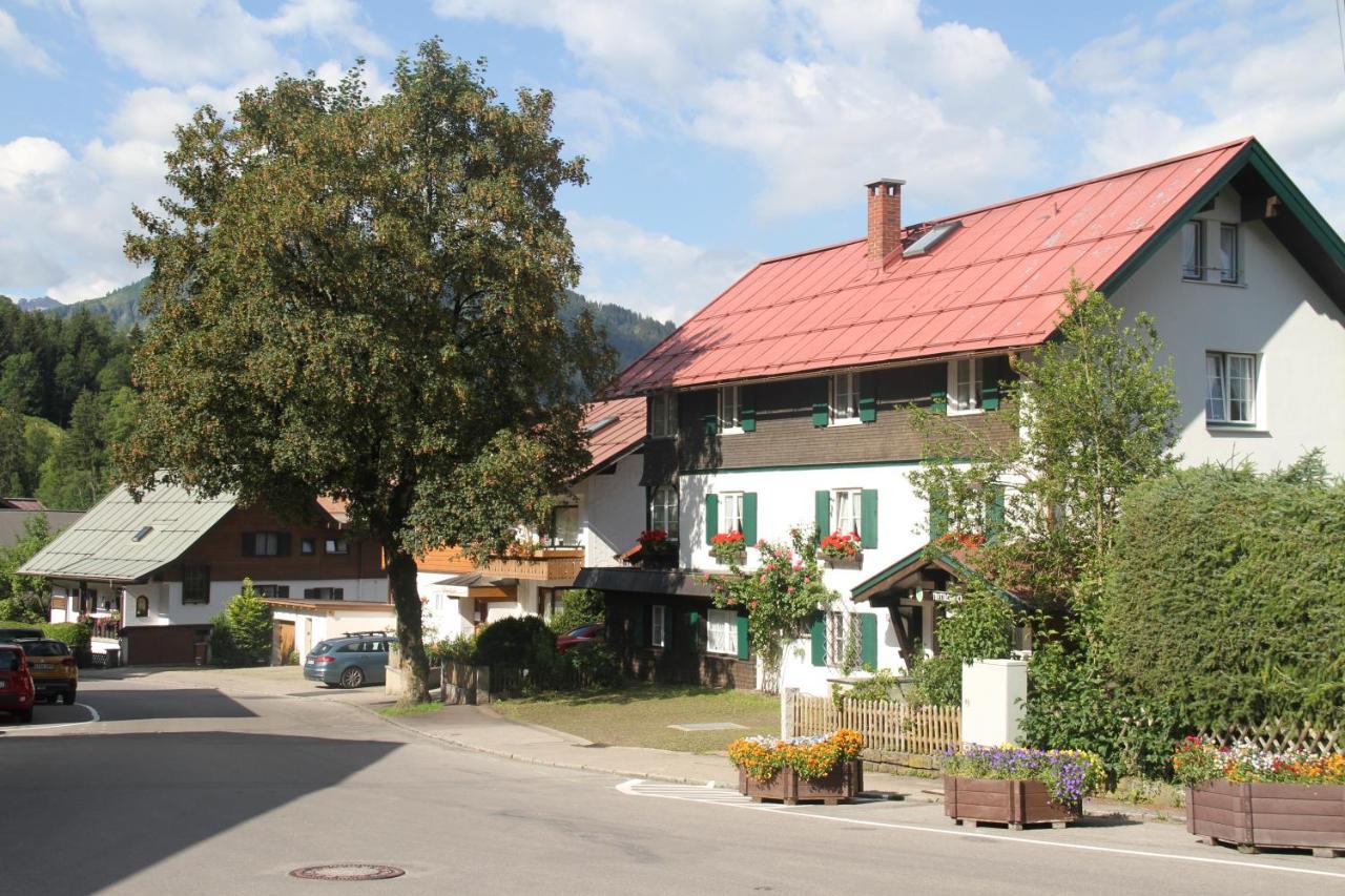 Trettachblick Ferienwohnungen Оберстдорф Экстерьер фото